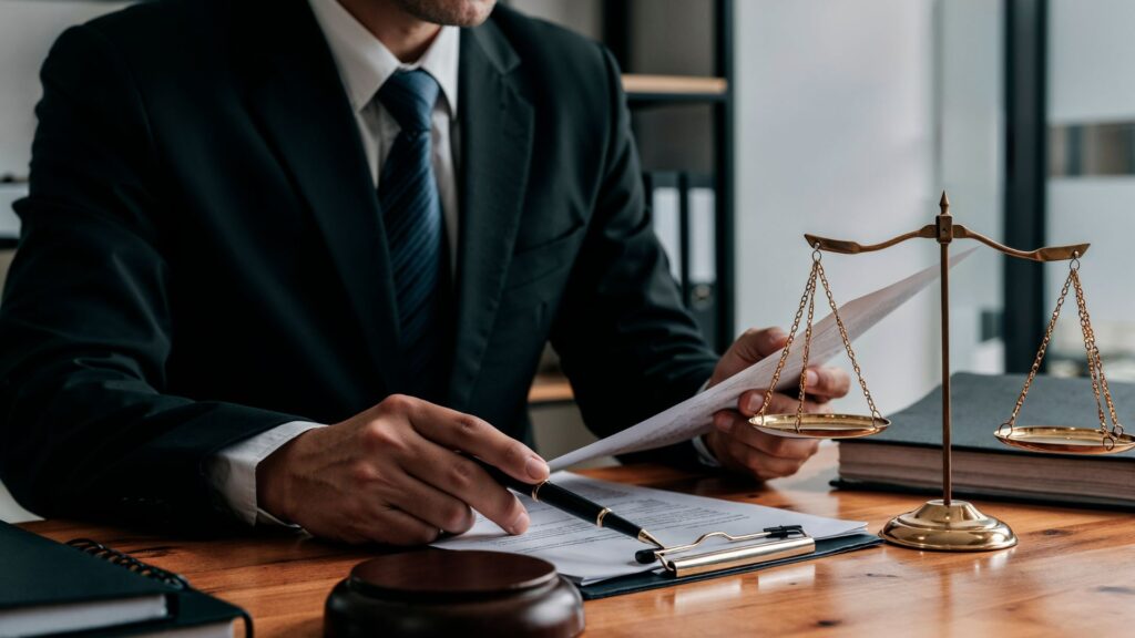 Como a empresa deve se proteger em relações comerciais